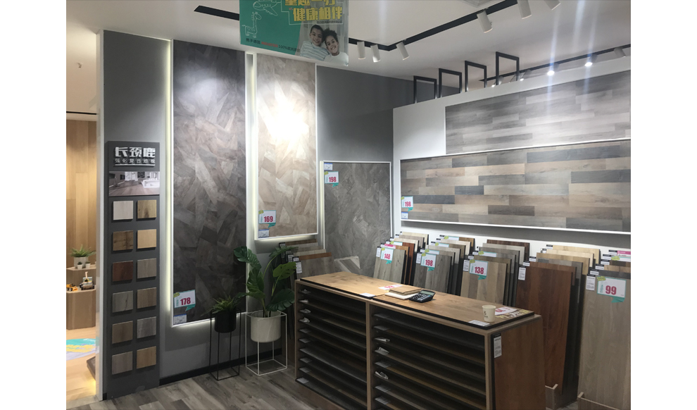 180㎡門(mén)店實(shí)景展示1