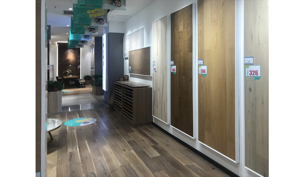 180㎡門(mén)店實(shí)景展示1