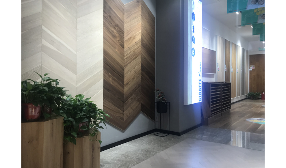 180㎡門(mén)店實(shí)景展示1
