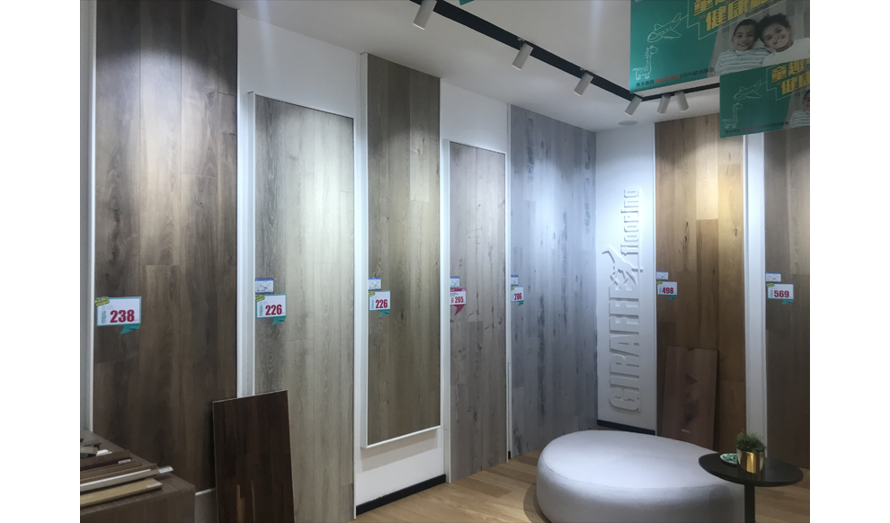 180㎡門(mén)店實(shí)景展示1