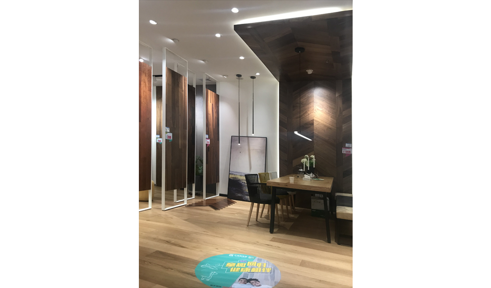 180㎡門(mén)店實(shí)景展示1
